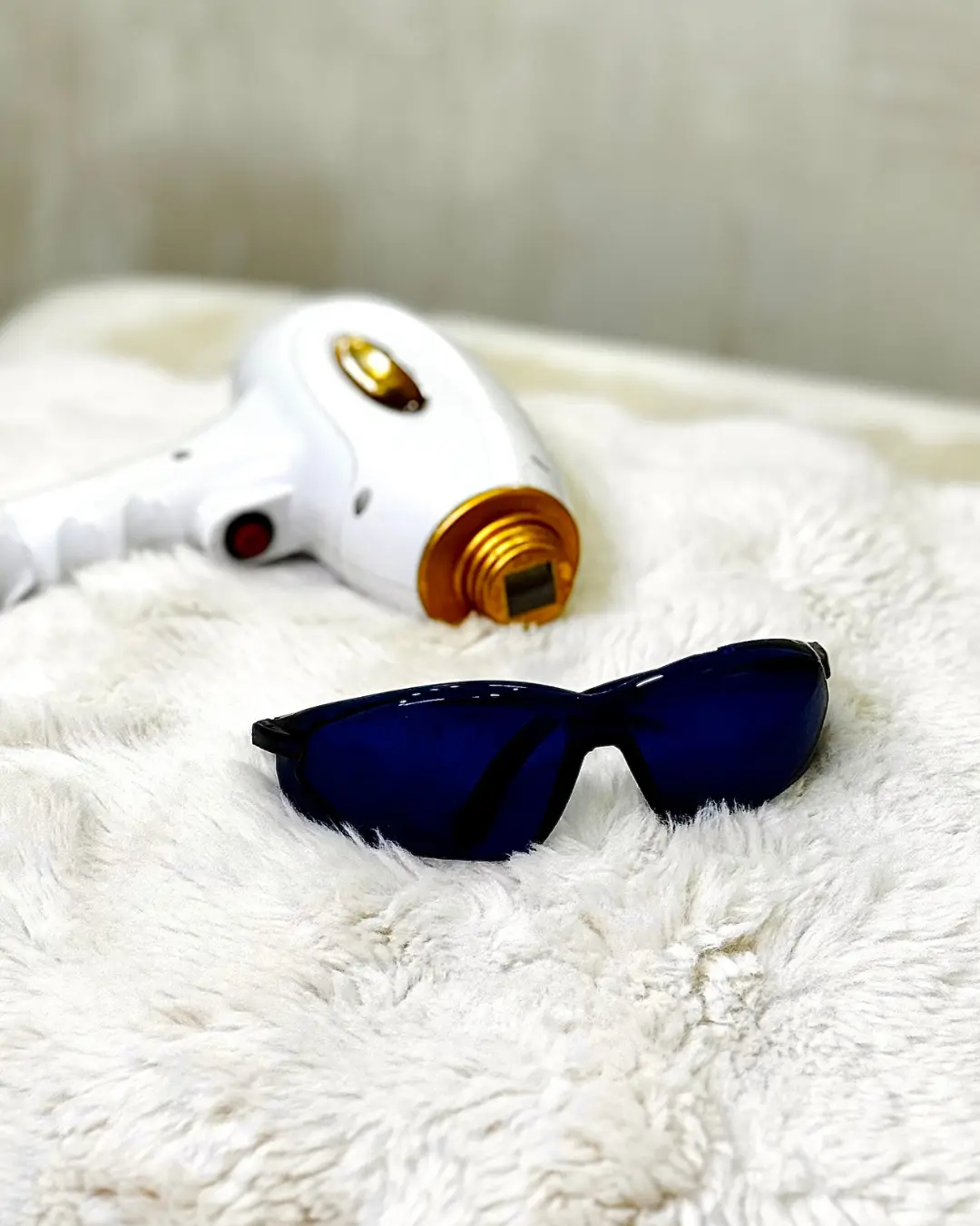 Laser Hair Removal for Men & Women 1 laser hair removal 2